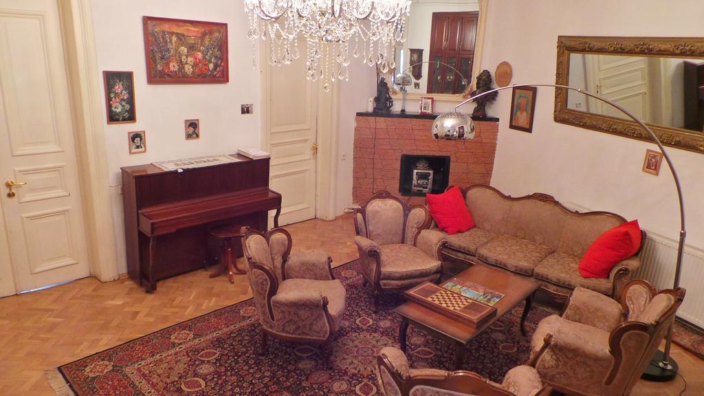 Ia'S Homestay Tbiliszi Kültér fotó