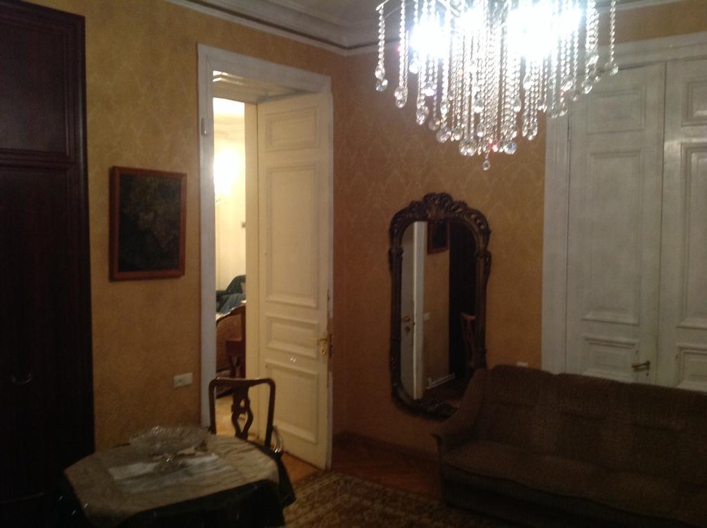 Ia'S Homestay Tbiliszi Szoba fotó